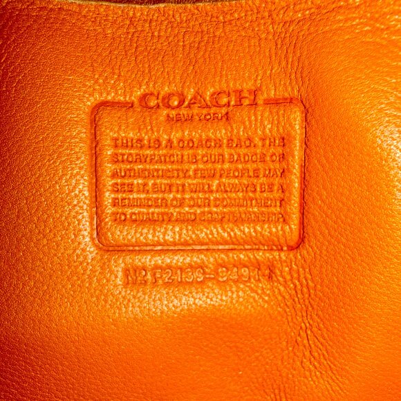 Small Coach Leather Camera Bag With Quilting, Style No. C4814 - Picture 4 of 6